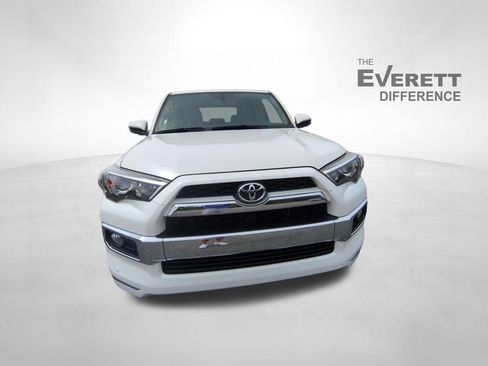 Used 2017 Toyota 4Runner Limited RWD image 2