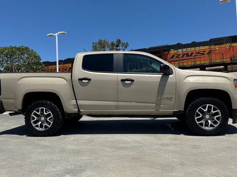 Used 2022 GMC Canyon AT4 w/ Trailering Package AWD/4WD image 6