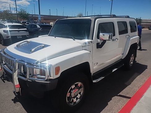 Used 2007 HUMMER H3 AWD/4WD image 3