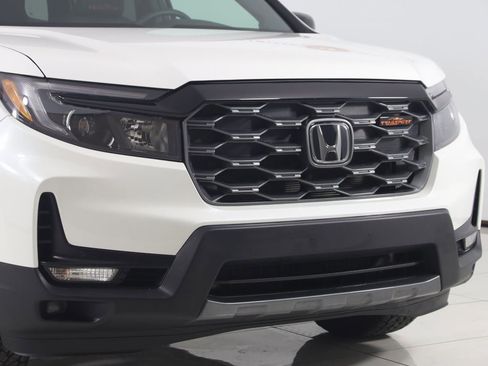 Used 2024 Honda Passport TrailSport image 35