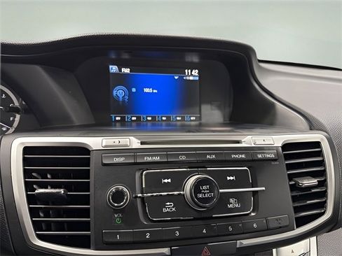 Used 2014 Honda Accord LX image 19