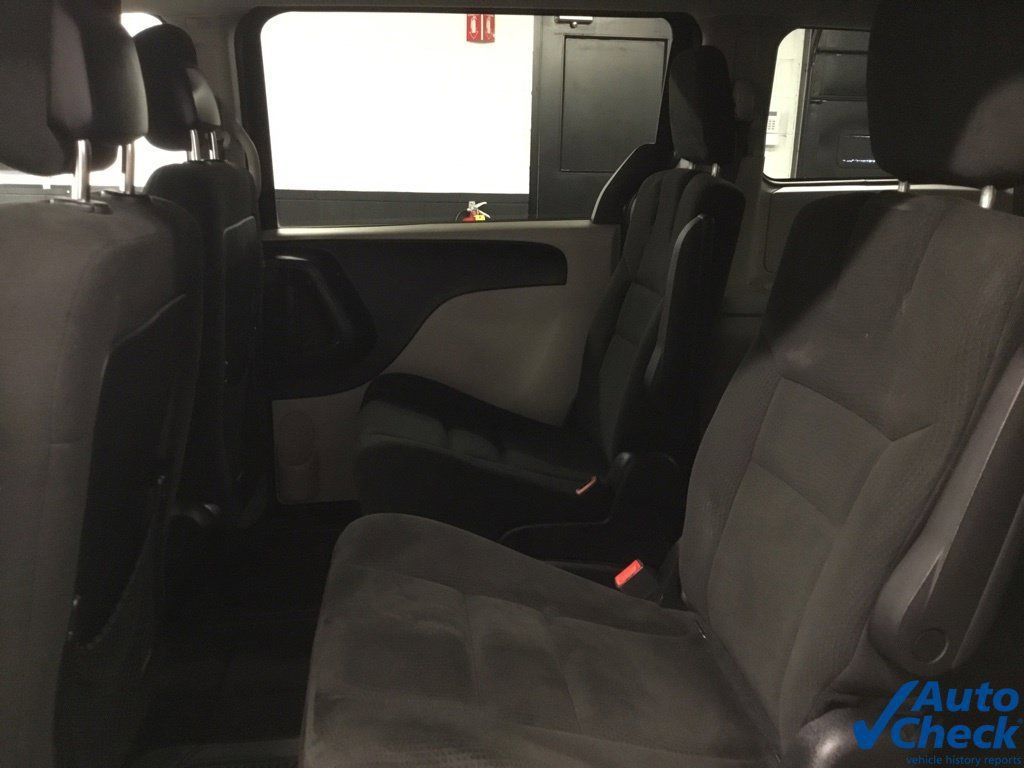 Used 2015 Dodge Grand Caravan SE w/ Quick Order Package 29E SE FWD image 26