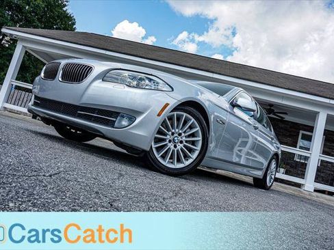 Used 2011 BMW 535i Sedan RWD image 3