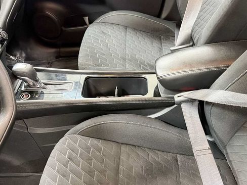 Used 2021 Nissan Kicks SV FWD image 22