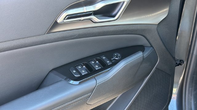 Used 2024 Kia Sportage EX FWD image 18