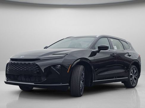 New 2026 Toyota Crown Signia XLE image 18