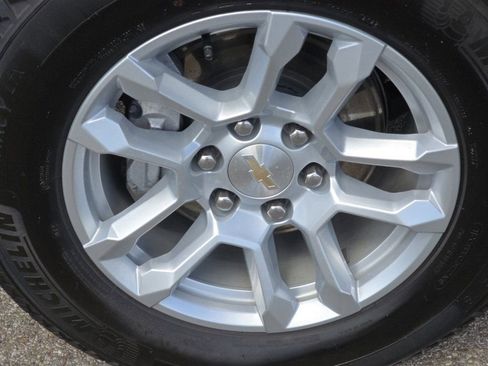 Used 2023 Chevrolet Silverado 1500 LT image 15