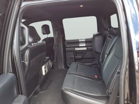 Used 2017 Ford F150 Lariat w/ Equipment Group 502A Luxury AWD/4WD image 9
