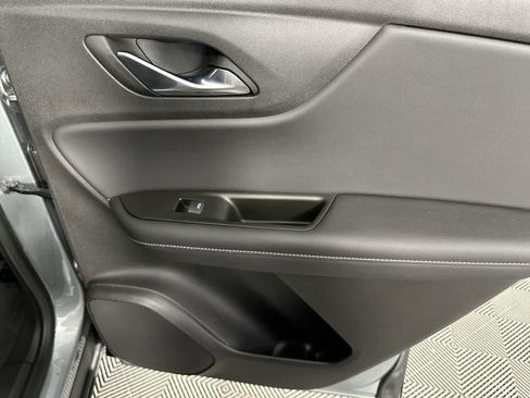 Used 2024 Chevrolet Blazer LT w/ Convenience Package image 30