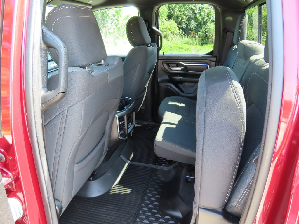 Used 2022 RAM 1500 Big Horn AWD/4WD image 28