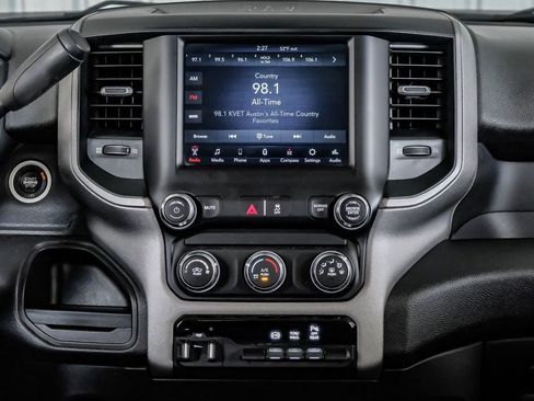 Used 2020 RAM 3500 Tradesman image 25