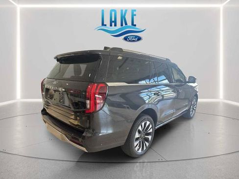 Certified 2025 Ford Expedition Platinum w/ Driver's Package AWD/4WD image 3