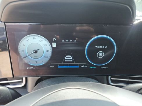 Used 2025 Hyundai Elantra SEL FWD image 19