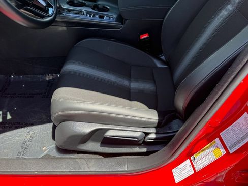 Used 2025 Honda Civic Sport image 14