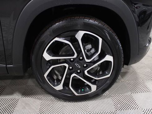 New 2026 Chevrolet Trax RS w/ Sunroof Package FWD image 44