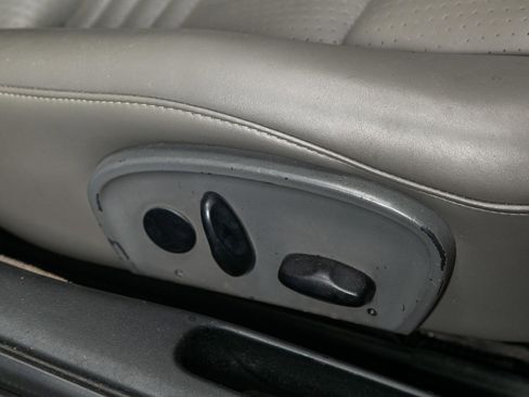 Used 2001 Porsche 911 Carrera image 23