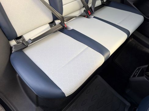 Used 2024 Volkswagen ID.4 Pro S image 40