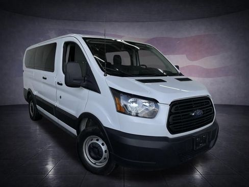 Used 2019 Ford Transit 150 XL image 7