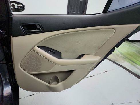 Used 2015 Kia Optima LX FWD image 27