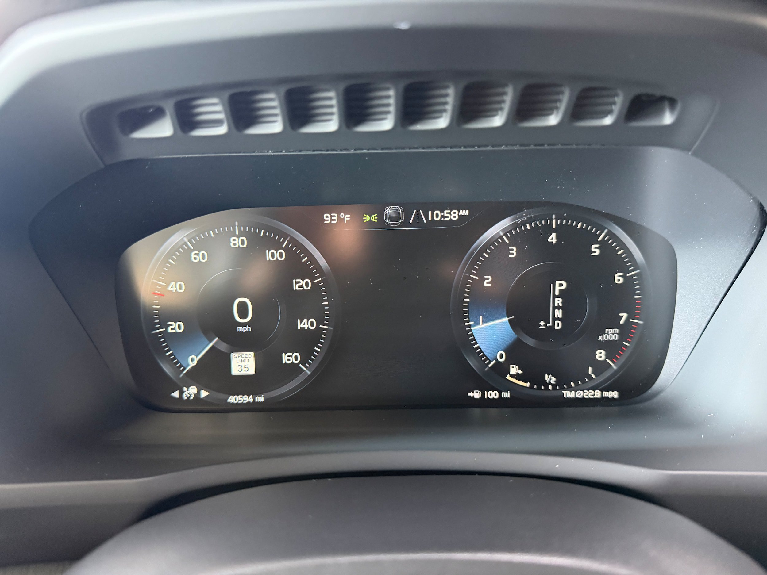 Used 2020 Volvo XC90 T5 Momentum FWD image 18
