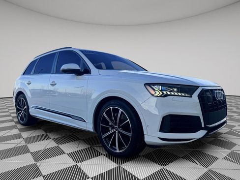 Certified 2023 Audi Q7 3.0T Prestige w/ Prestige Package image 3