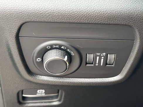 New 2025 Jeep Grand Cherokee L Altitude AWD/4WD image 27