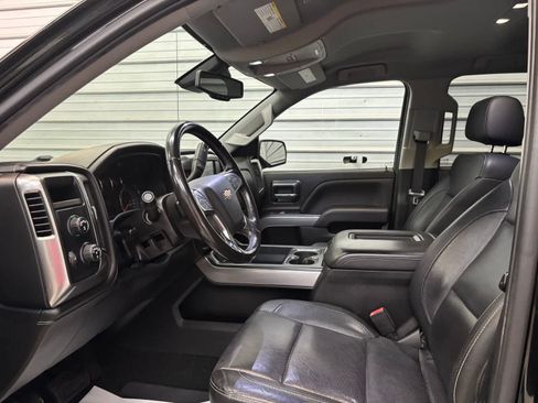 Used 2018 Chevrolet Silverado 1500 LTZ Z71 w/ LTZ Plus Package AWD/4WD image 11