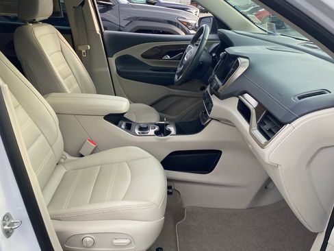 Used 2022 GMC Terrain Denali image 17