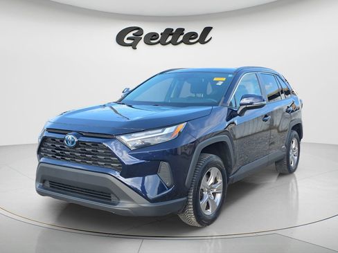 Used 2022 Toyota RAV4 XLE w/ Convenience Package AWD/4WD image 1