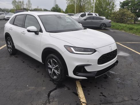 Certified 2023 Honda HR-V EX-L image 1
