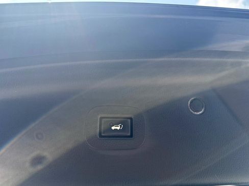 Used 2017 Nissan Armada SL RWD image 10