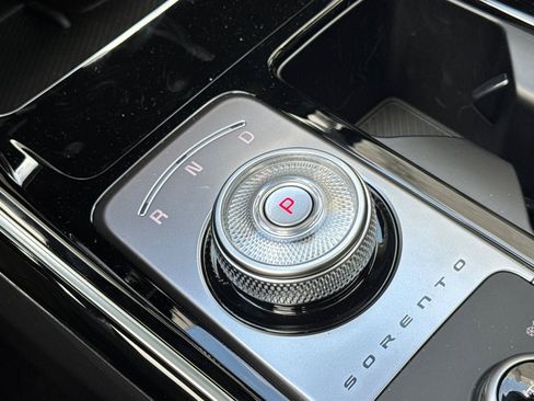 New 2025 Kia Sorento SX Prestige image 24