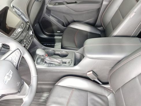 Used 2023 Chevrolet Equinox RS w/ RS Leather Package image 17