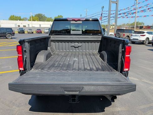 Used 2024 Chevrolet Silverado 2500 LTZ w/ LTZ Plus Package AWD/4WD image 7