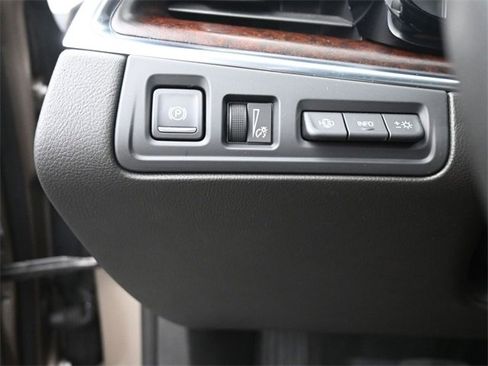 Certified 2023 Cadillac XT5 Premium Luxury w/ Technology Package image 33