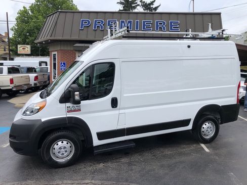 Used 2022 RAM ProMaster 1500 FWD image 1