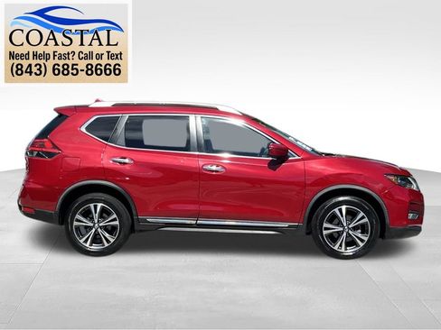 Used 2017 Nissan Rogue SL AWD/4WD image 5