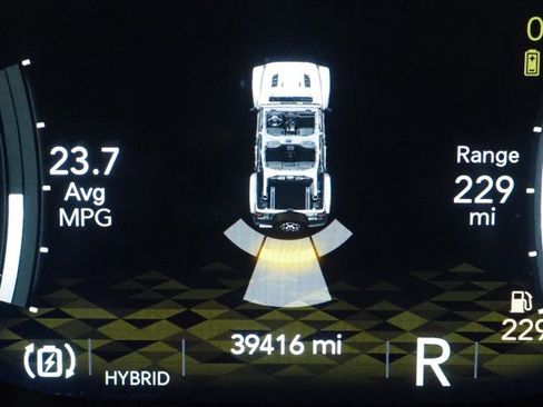 Used 2022 Jeep Wrangler Unlimited Sahara w/ Safety Group image 20