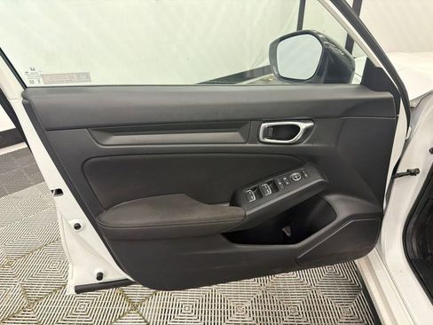 Used 2024 Honda Civic Sport image 11