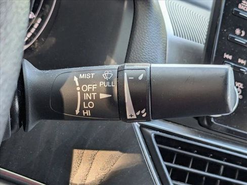 Used 2019 Honda Accord EX image 13