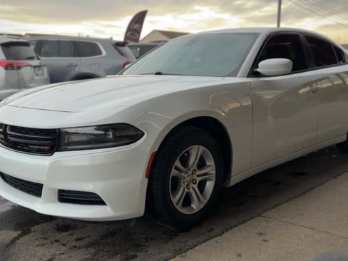 Used 2020 Dodge Charger SXT image 6