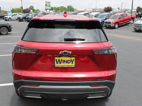 Used 2026 Chevrolet Equinox ACTIV w/ LPO, Floor Liner Package AWD/4WD image 7