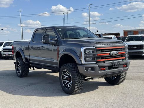 New 2026 Ford F250 Lariat w/ Black Appearance Package AWD/4WD image 4