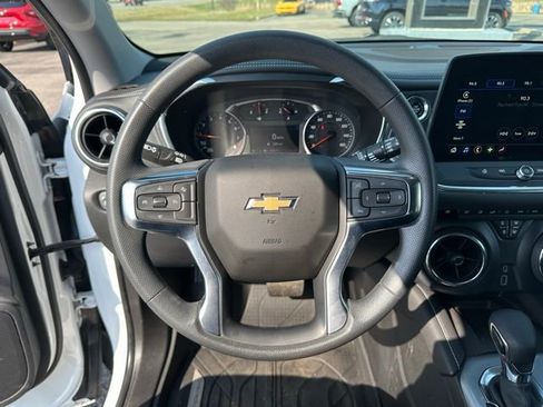 Used 2024 Chevrolet Blazer LT w/ Convenience Package AWD/4WD image 18