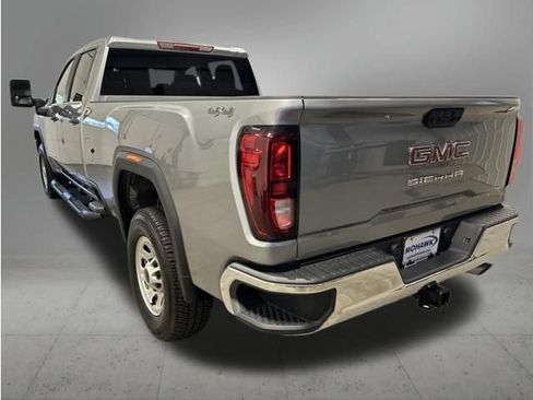 Used 2024 GMC Sierra 2500 Pro w/ Convenience Package AWD/4WD image 3