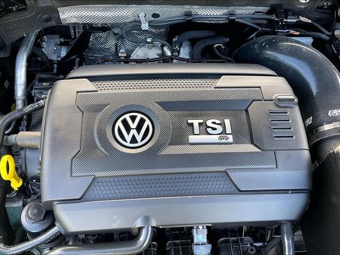 Used 2019 Volkswagen Golf R 4-Door AWD/4WD image 32