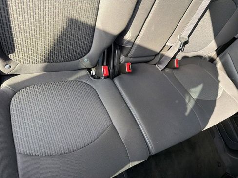 Used 2012 Chevrolet Traverse LT image 6