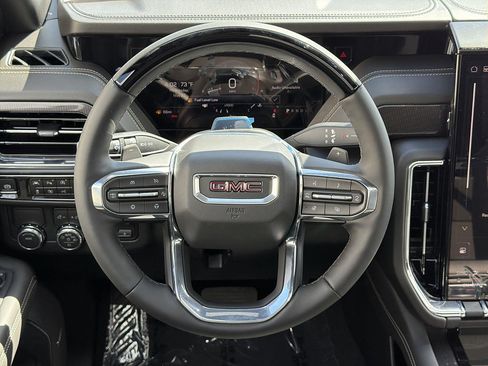 New 2026 GMC Yukon XL Elevation w/ Elevation Premium Package RWD image 9