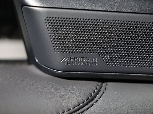 New 2025 Land Rover Range Rover Long Wheelbase SE image 22