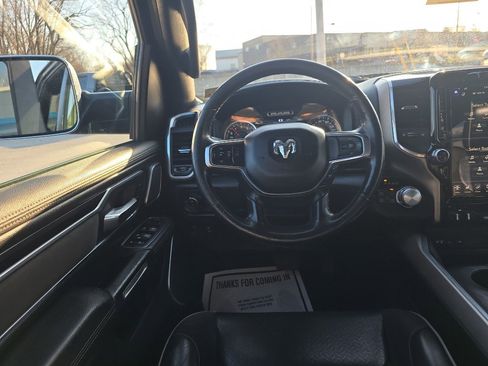 Used 2019 RAM 1500 Laramie image 18